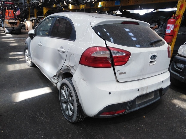  Kia RIO 2012    EN DESARME